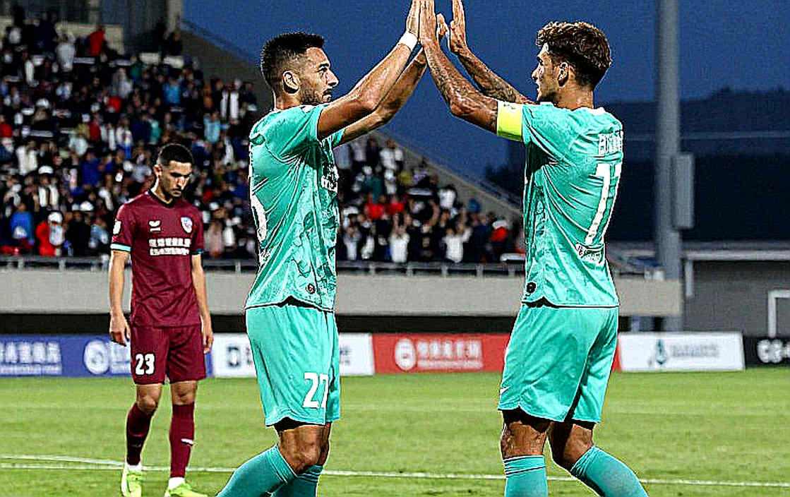 এক-চার ব্যবধানের জয়ে কোচ নিজেই দুইবার বললেন, ‘নিয়ন্ত্রণ হারিয়ে গেছে’