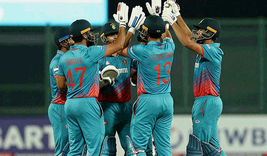শততম টেস্টে কেটলবরো: যে সংখ্যাটি দক্ষতার হিসাব নয়, নিয়োগের হিসাব