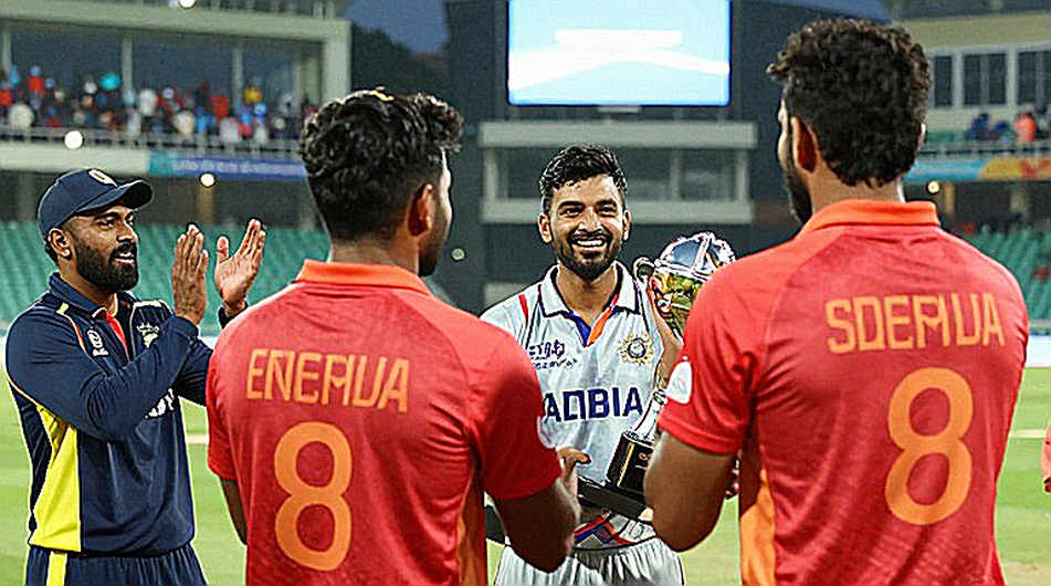 ঘোষণার অঙ্ক: রঞ্জি ট্রফির তৃতীয় দিনে ফলো-অনের ১৫০ রানের ধারাটাই ঠিক করে দিল রাউন্ডের ফল