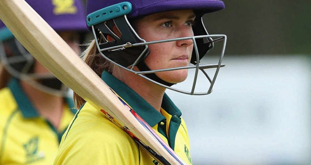 The Ledger Beneath the Helmet: Smith's Anxiety, Cummins's Language and a Cohort's Empty Column The Ledger Beneath the Helmet: Smith's Anxiety, Cummins's Language and a Cohort's Empty Column