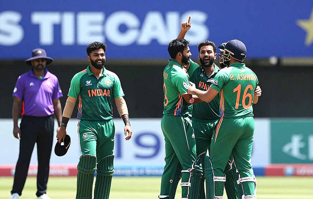 টাইমড আউট: ম্যাথিউসের হেলমেট, দুই মিনিটের ঘড়ি আর যে আইনটি ১৪৬ বছর ঘুমিয়ে ছিল
