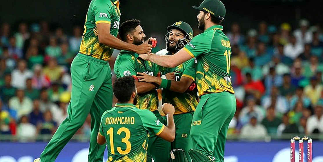নিউট্রাল ভেন্যু বলে কিছু নেই — দুবাইয়ের নারী বিশ্বকাপ যে সত্যটা আর্কাইভ করে গেল