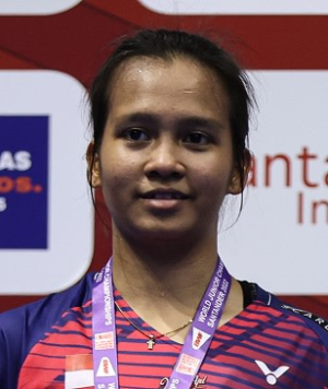 মেইলিসা ত্রিয়াস পুস্পিতাসারি