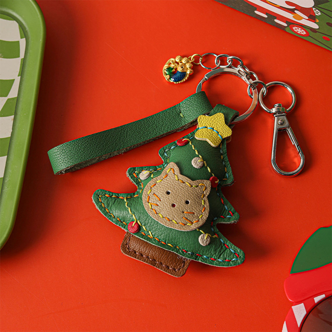 G8activist® Leather Kitty Christmas Tree Keychain DIY Kit
