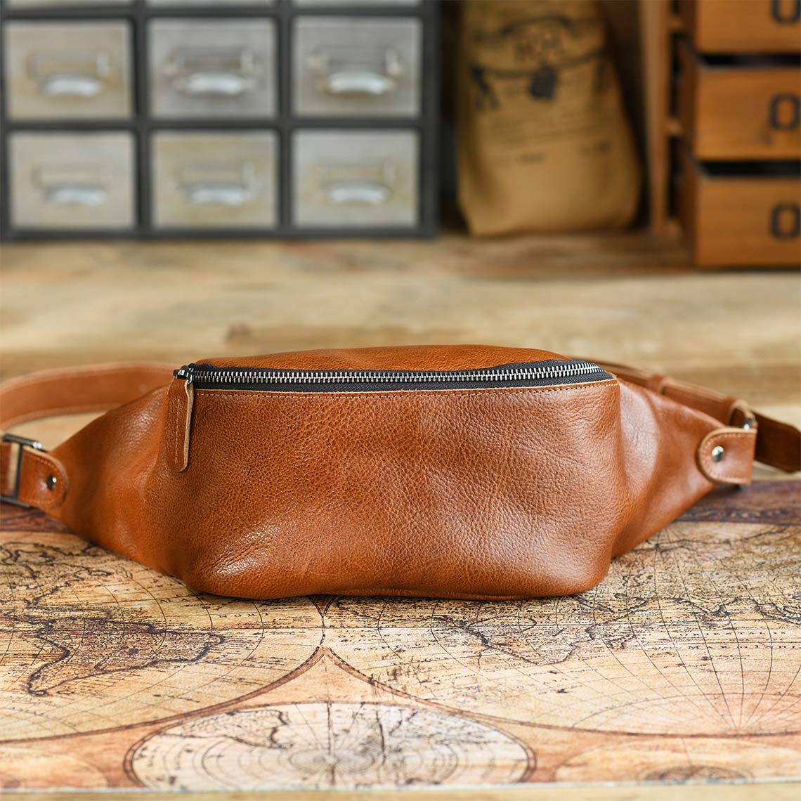 Vegetable Tanned Leather Men Fanny Pack Bag