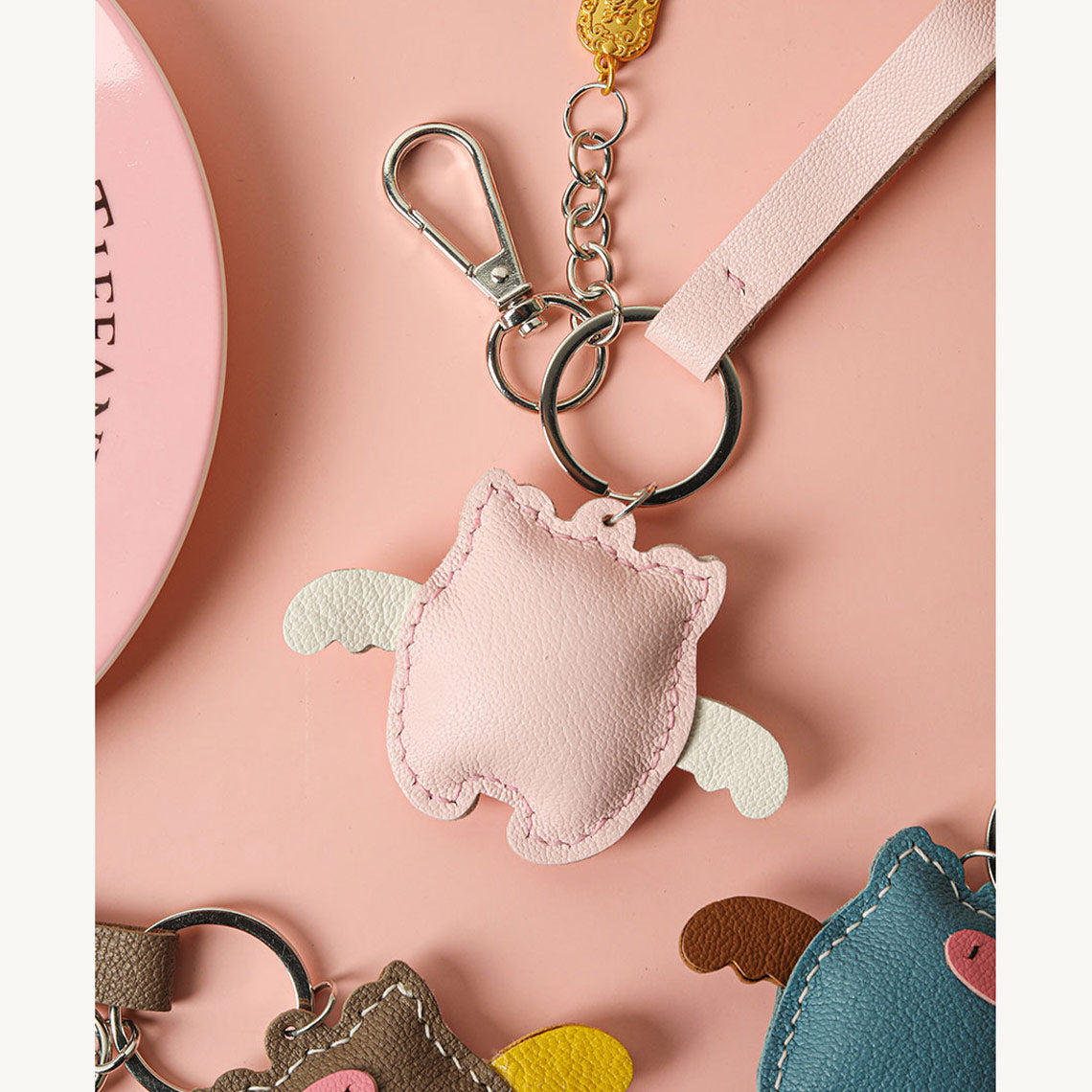 G8activist® Sheep Leather Piglet Keychain DIY Kit - Image 2