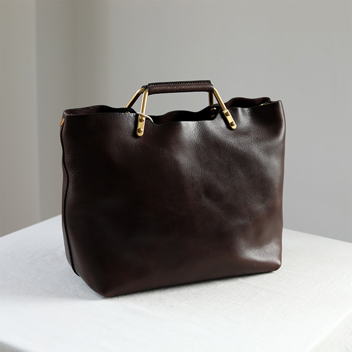 Vegetable Tanned Leather Vintage Tote Handbag - Image 11